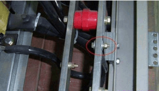 电抗器接地图