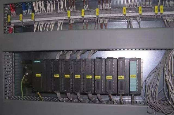 PLC控制柜常用的布线